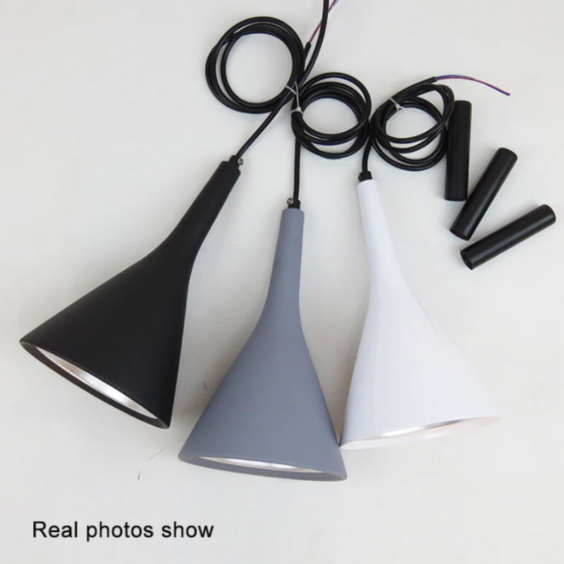 TriLuxe Modern Trekantig LED Taklampa Carvallo