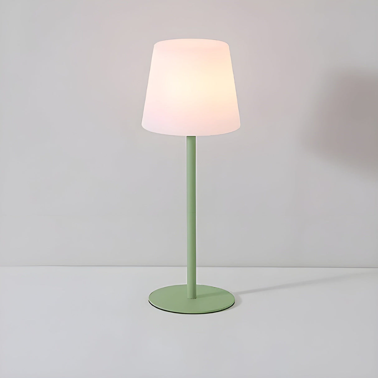 LuxeAura Light - Återuppladdningsbar trådlös LED-bordslampa Carvallo