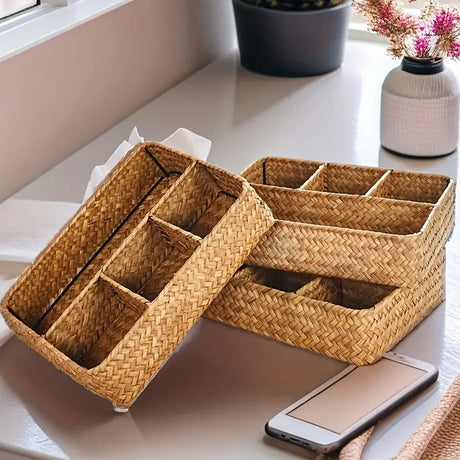 Emly Rattan Organizer Korg Carvallo