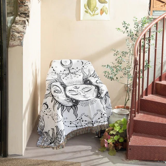 Färgglad abstrakt vävd gobelängpläd 160x130cm Carvallo