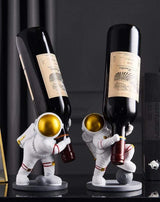 Vinflaskhållare Astronaut i Harts – Rymd Dekor & Flaskställ för Hem & Inredning Hemnix