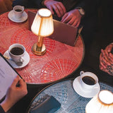 Elegant sladdlös LED Silk Touch bordslampa – modern elegans MILA Sverige