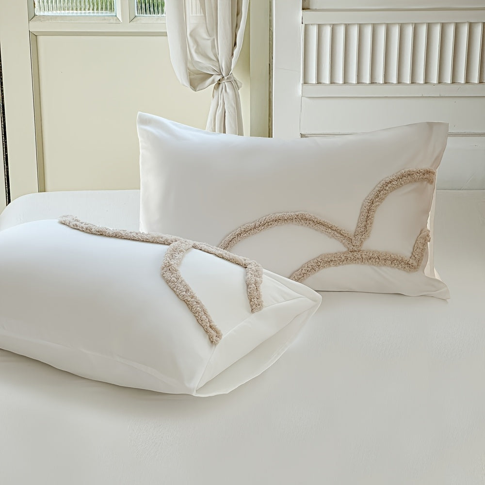 Tufted Sängkläder Set – Sängöverkast och Kuddeöverdrag med Stort Blommönster Carvallo