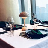 Multifärgad LED Touch Lampa med Justerbar Ljusstyrka Carvallo