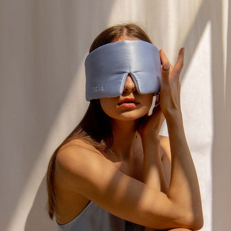 Premium sidensömnmask – Ultramjuk ljusblockerare MILA Sverige