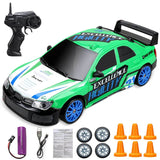1:24 RC Drift Bil med Fyrhjulsdrift – 15km/h Hög Hastighet och Dynamisk Racing-Radiostyrt-BB-Grön/Blå-Hemnix