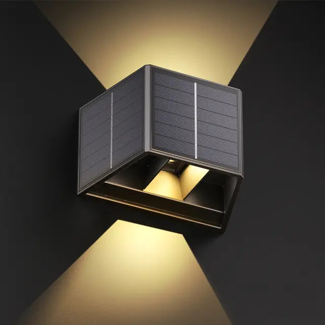 Carvallo Solar Vägglampa Utomhus | 3 Solarpaneler | Varmvit LED-belysning | IP65 Väderbeständig Carvallo