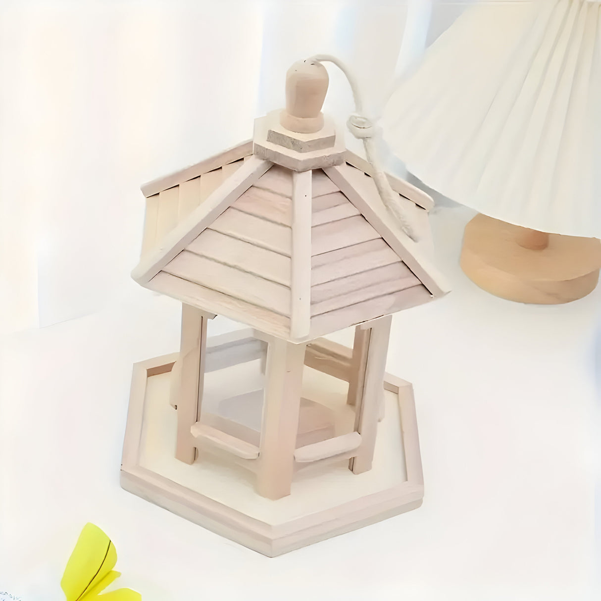 SkyPerch Bo free - Målningsbar trä hängande fågelhus Carvallo