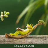 Groda Resin Växthängare Figur - Dekorativt inomhus- och utomhusväxttillbehör MILA Sverige