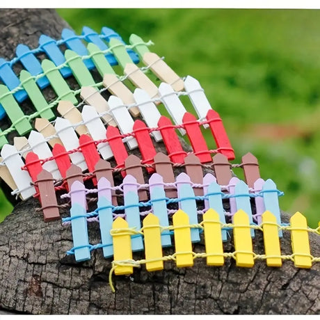 Miniatyr trädgårdsgärde i trä – Färgglad dekoration för feuträdgård och modellbygge Carvallo