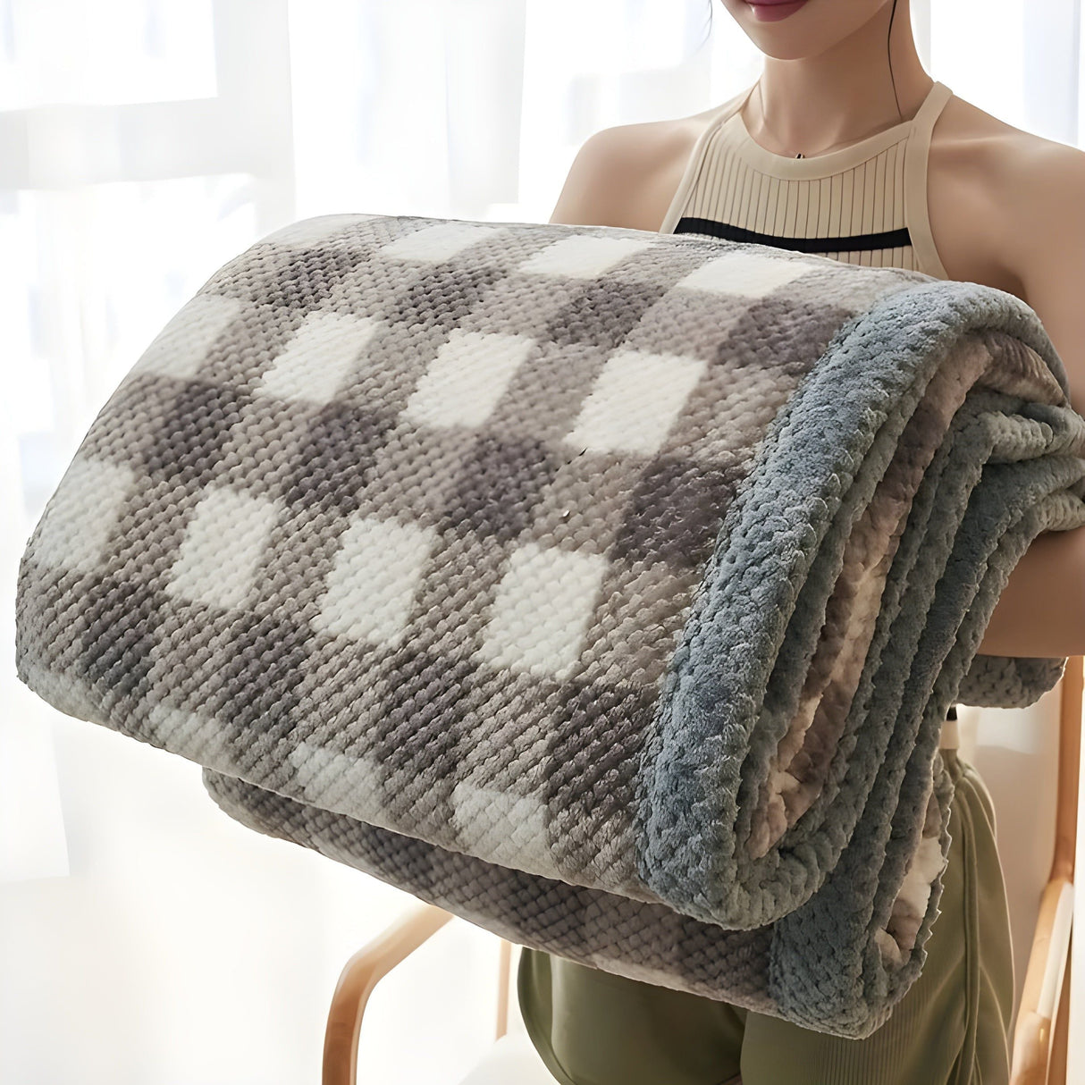 Kärleksfilt i chenille – Mjuk, rutig stickad fleece-pläd Carvallo