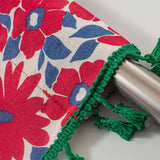 Röd blommig tryck fringed lager gardin i bomull linne Carvallo