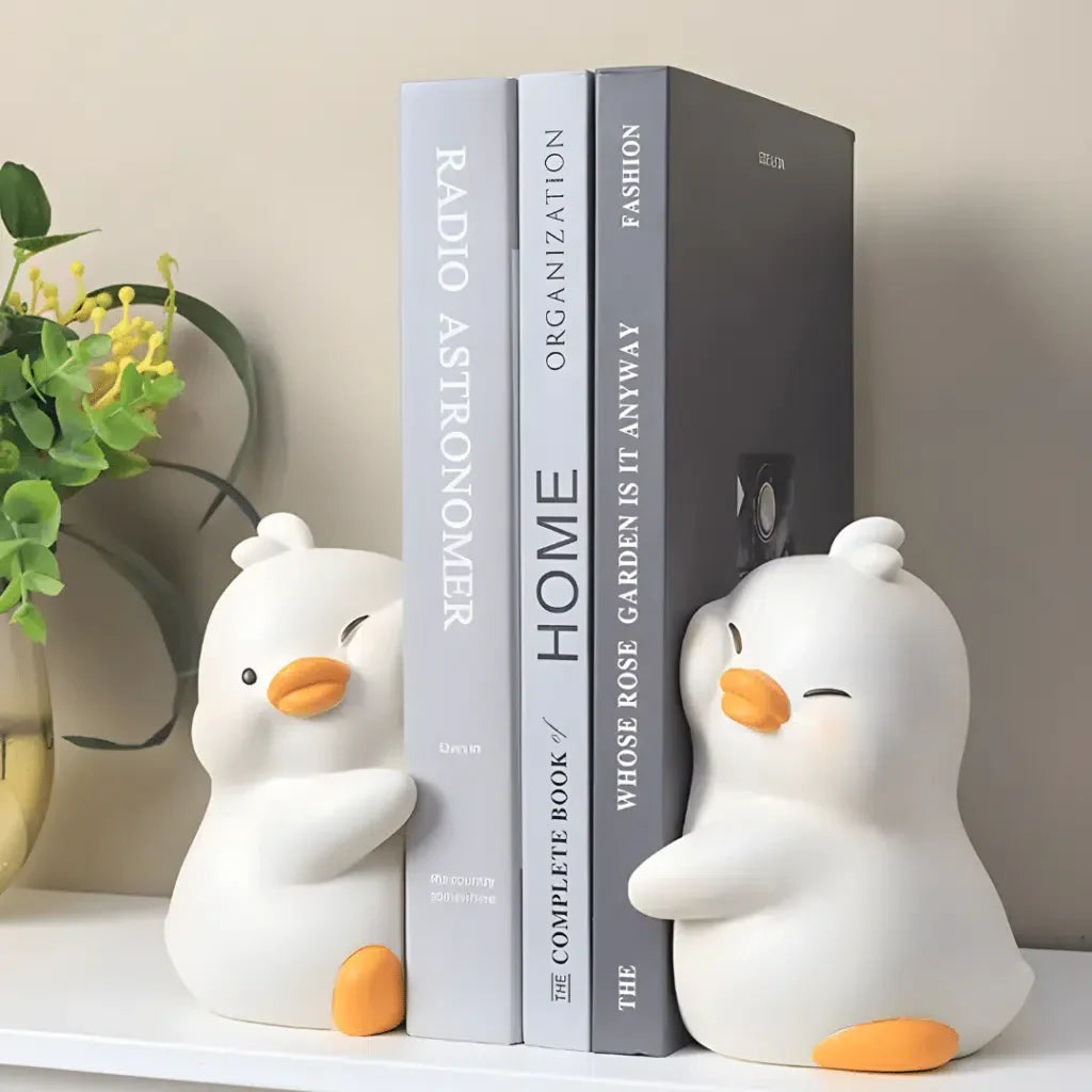 NestHaven – Bokstödset med fågeltema för dekorativa hyllor och mysiga läshörnor Carvallo