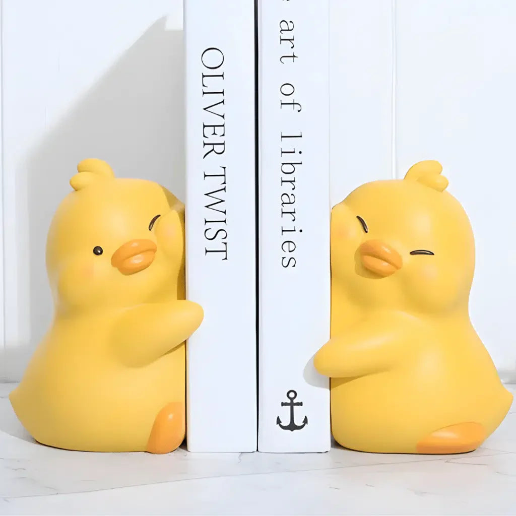 NestHaven – Bokstödset med fågeltema för dekorativa hyllor och mysiga läshörnor Carvallo