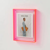 Vibrant Akryl Display Frame – Contemporary Färgad Bildhållare Carvallo