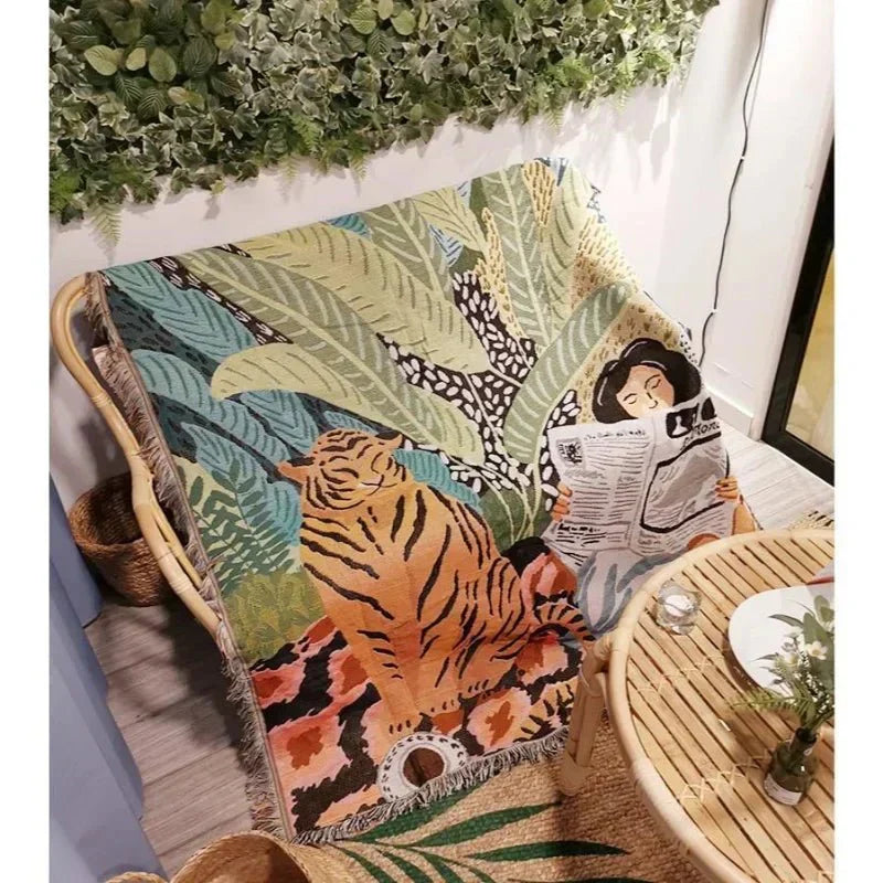 Cosy Cartoon Tiger Design Kastpläd för Heminredning Carvallo