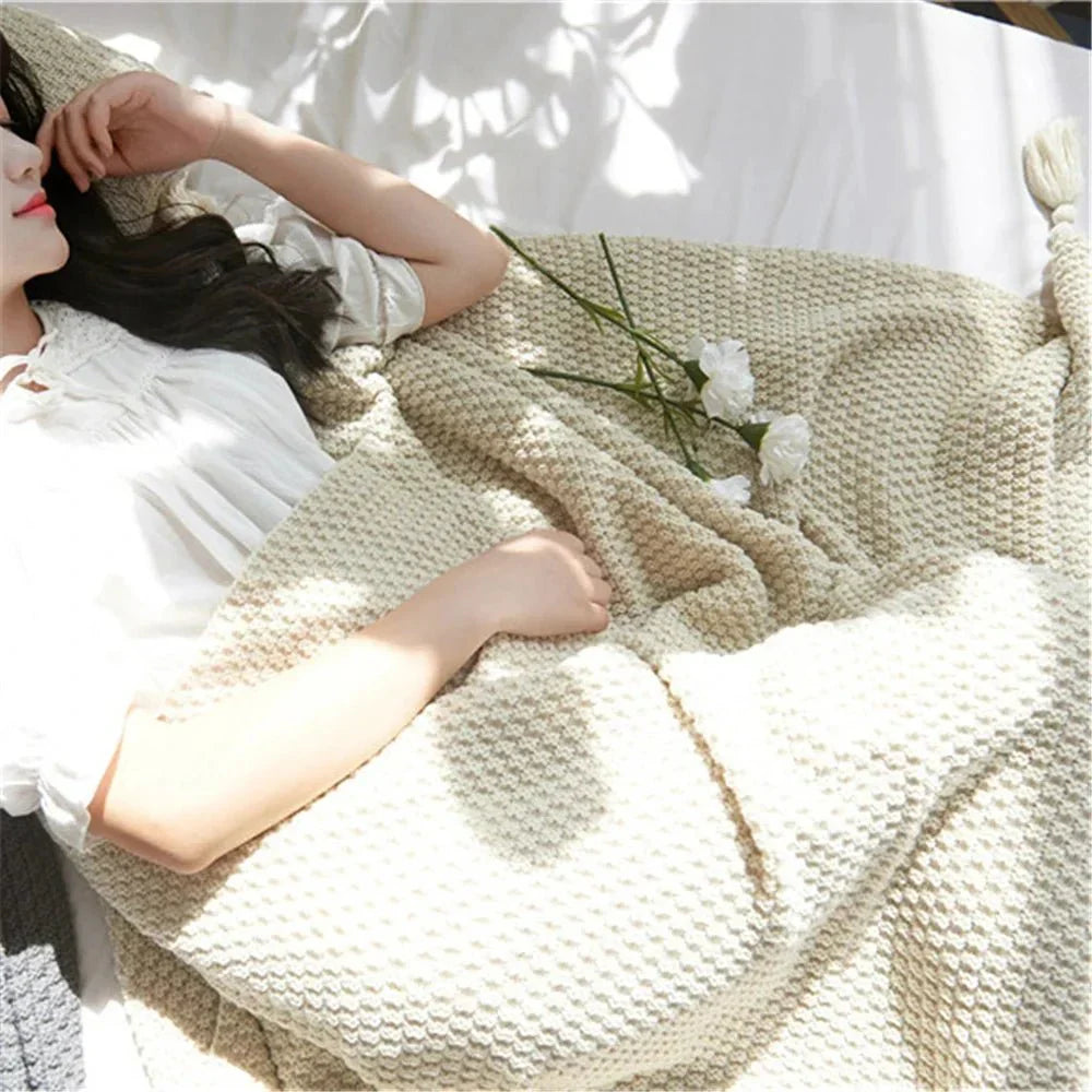 Ullknitted Fringed Soffa Filt för Ultimat Komfort Carvallo