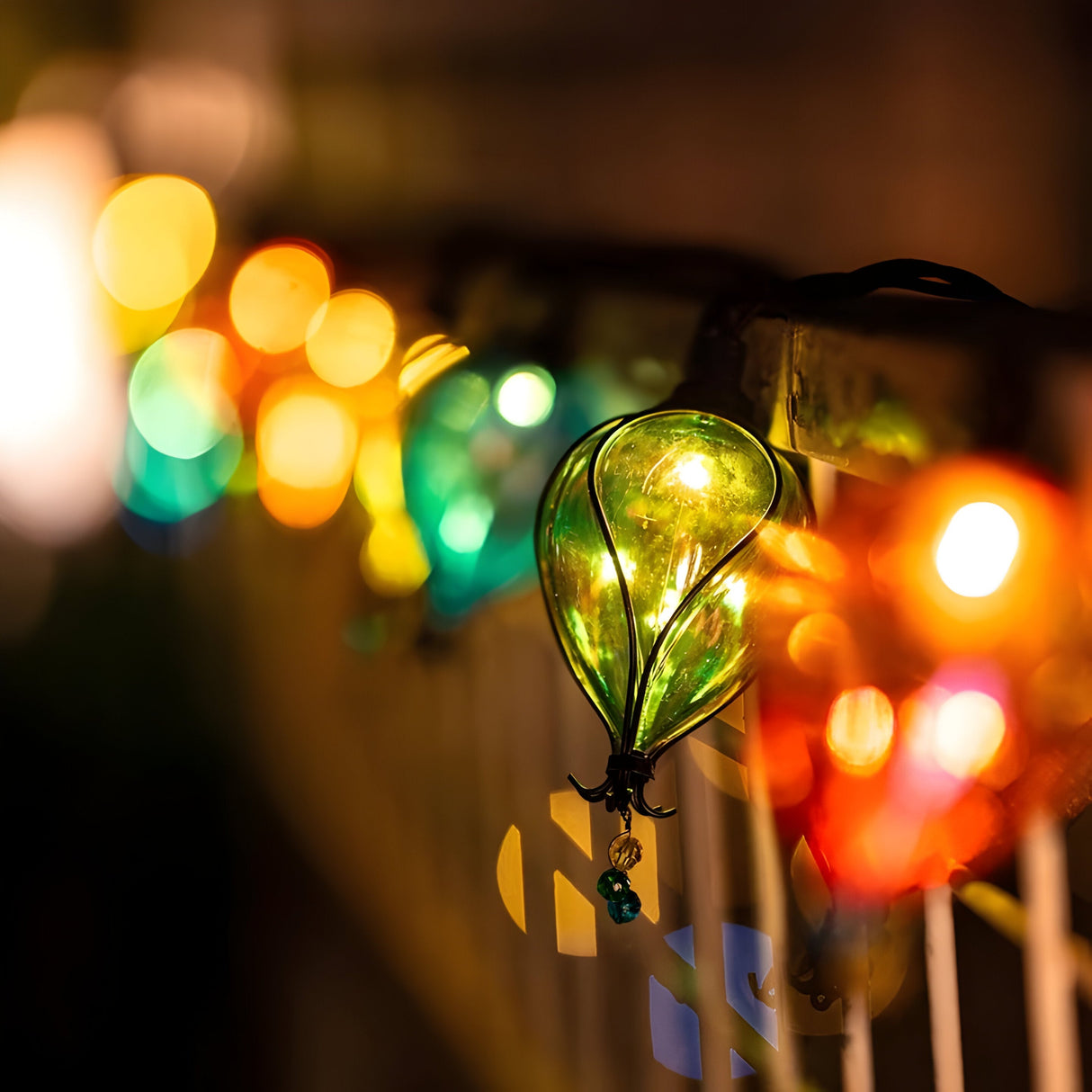 FeierFlare - Flerfärgad Hängande Ljussträng Carvallo