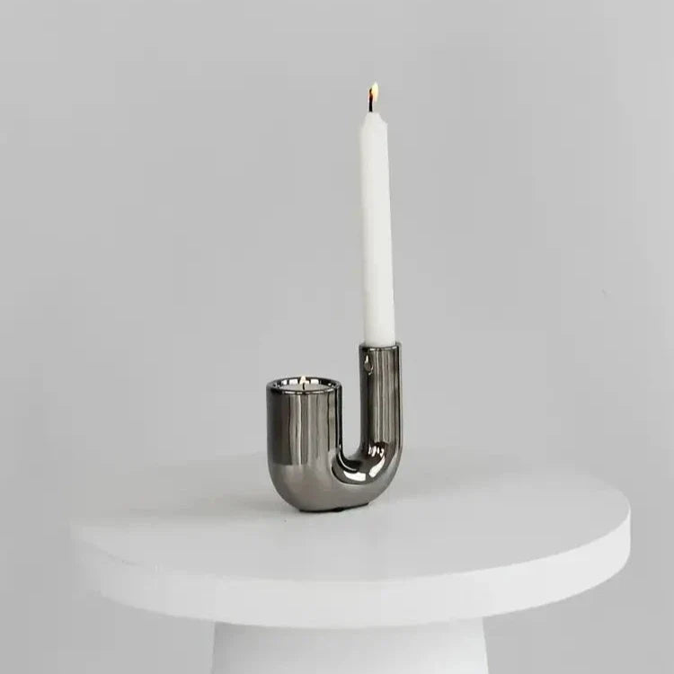 Elegant Silver Candle Holder with Minimalist Design Carvallo