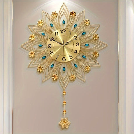 GoldenBloom - Lyxig Väggklocka med Eleganta Blomdetaljer Carvallo