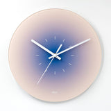 Elegant väggklocka i glas – modern minimalistisk klocka MILA Sverige