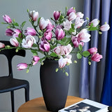 Set med 4 Realistiska Magnolia Blommor – Elegant och Tidlös för Bröllop och Lyxig Dekoration Carvallo