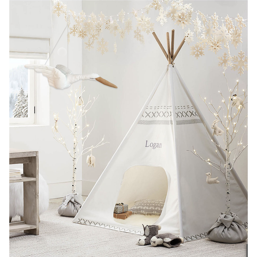 Carvallo – Elegant svävande svandekoration för en lugn och stilren interiör Carvallo