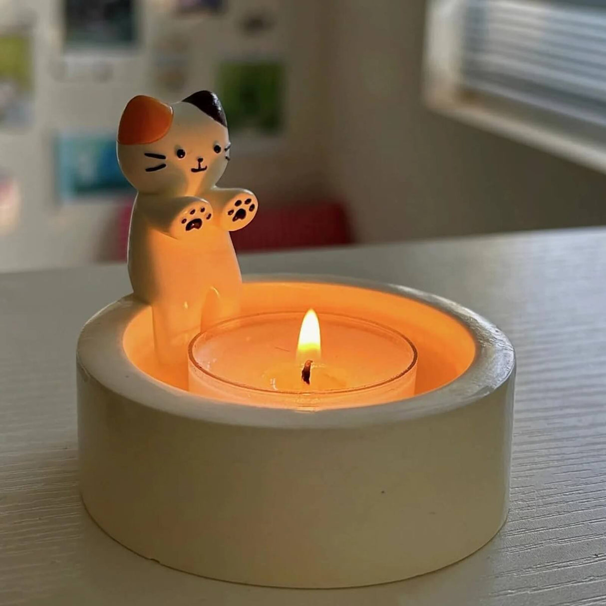 PawFlicker – Dekorativ Djurinspirerad Ljushållare för Värme och Stämning-Candle Holders-BB-Hemnix