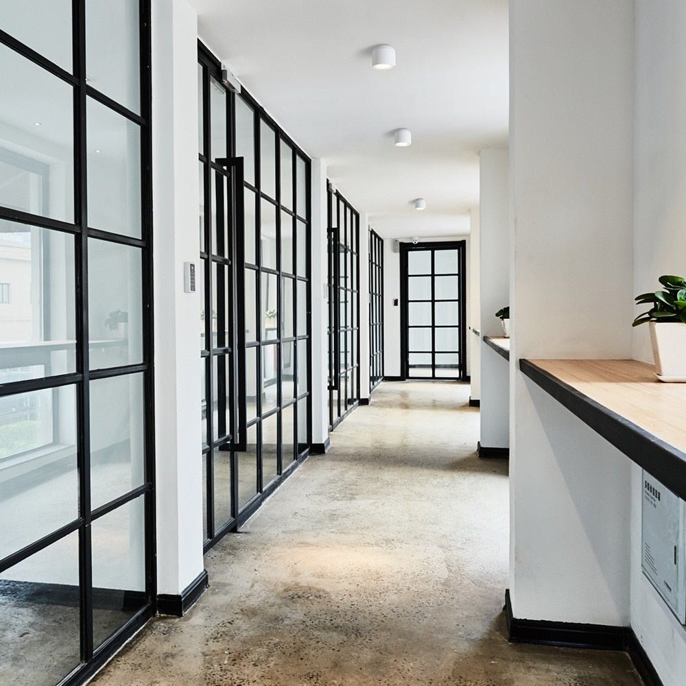 Diapole | Klassiska nordiska LED-spots för mångsidiga belysningslösningar i hemmet Carvallo