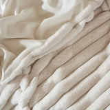 Varm & Mjuk Filt – Randig Design i Fleece/Plysch Hemnix