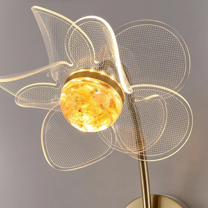 BloomGlow - Modern Blom Vägglampa med LED Belysning Carvallo