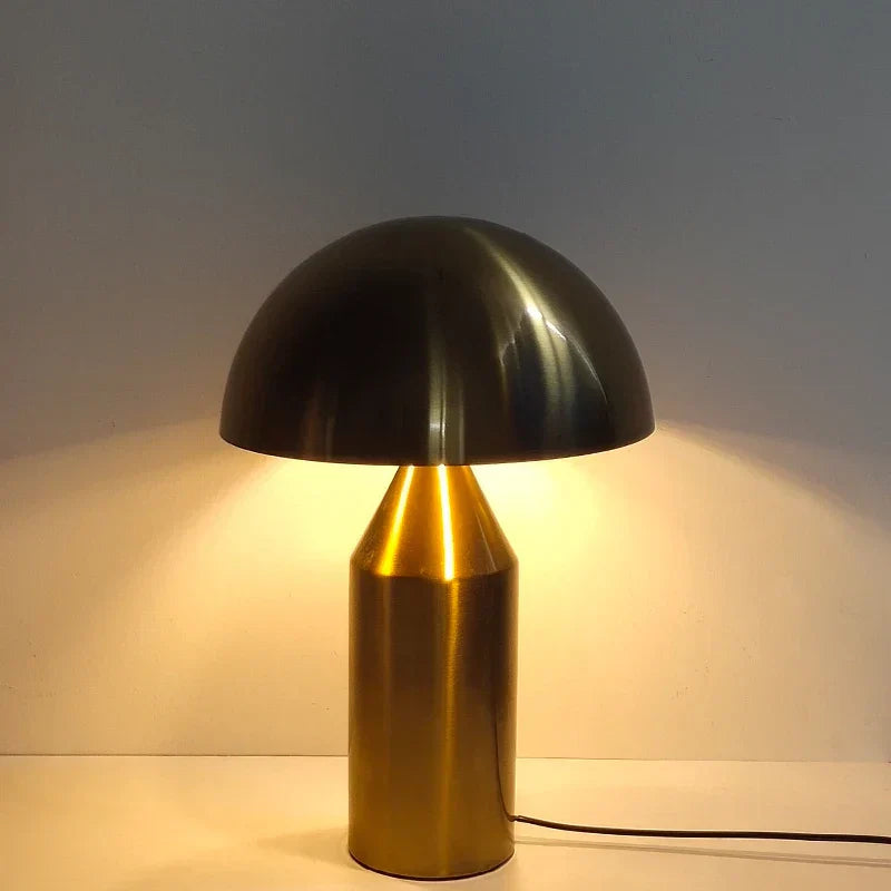 LumeShroom – LED Svamp Bordslampa med Skandinavisk Design Carvallo