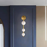 GlowSphere - Modern LED Vägglampa med Klotdesign för Stilren Inomhusbelysning Carvallo