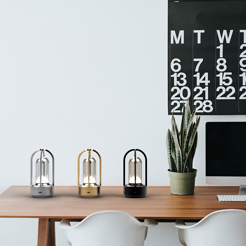 LumiTask - Dimmbar LED Skrivbordslampa med Touch & Trådlös Laddning Carvallo