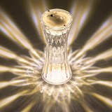 CrystalLuxe - Kristallbordslampa med Diamantslipning och LED-belysning Carvallo