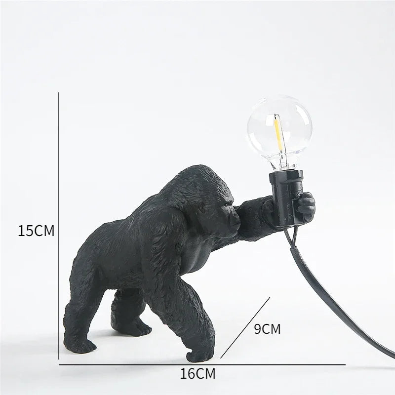 Majestic Gorilla Accent Lamp – Djärv och konstnärlig Statement Lighting MILA Sverige