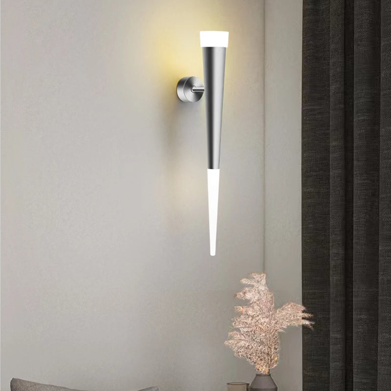 TubeGlow - Minimalistisk LED Vägglampa för Vardagsrum och Hall Carvallo