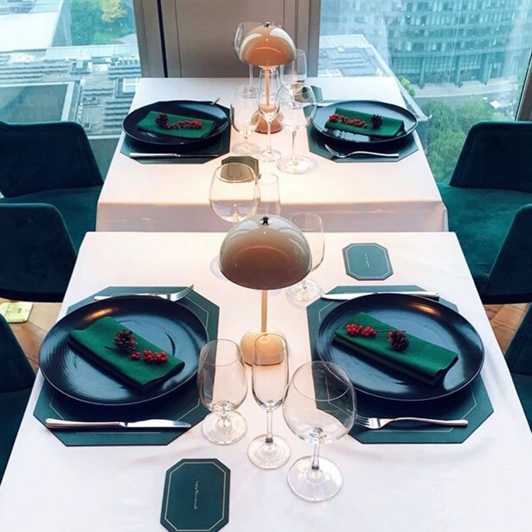 Multifärgad LED Touch Lampa med Justerbar Ljusstyrka Carvallo