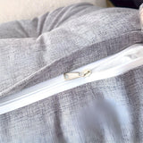 PlushTriangle Kudde – Andas Linne Triangulär Ryggkudde Carvallo