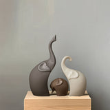 Set med 3 Keramiska Elefantfigurer – Modern Matt Dekoration för Vardagsrum eller Kontor Carvallo