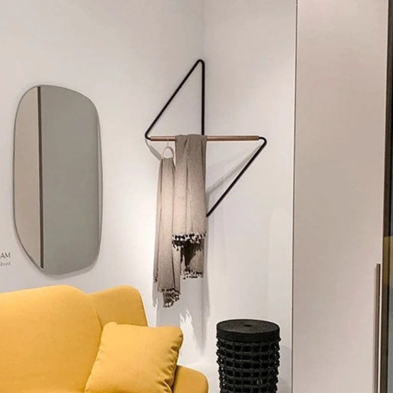 Carvallo – Multifunktionell klädhängare med hylla och platsbesparande design Carvallo