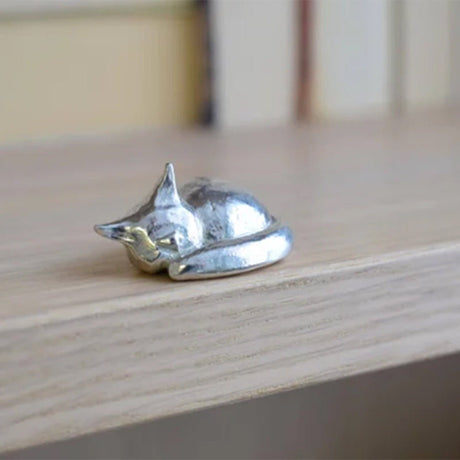 Skulptur av den Eviga Familjen | Symbolik av Kärlek och Bindning Carvallo