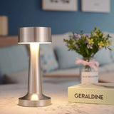 LED Bordslampa med metallmodern design Carvallo