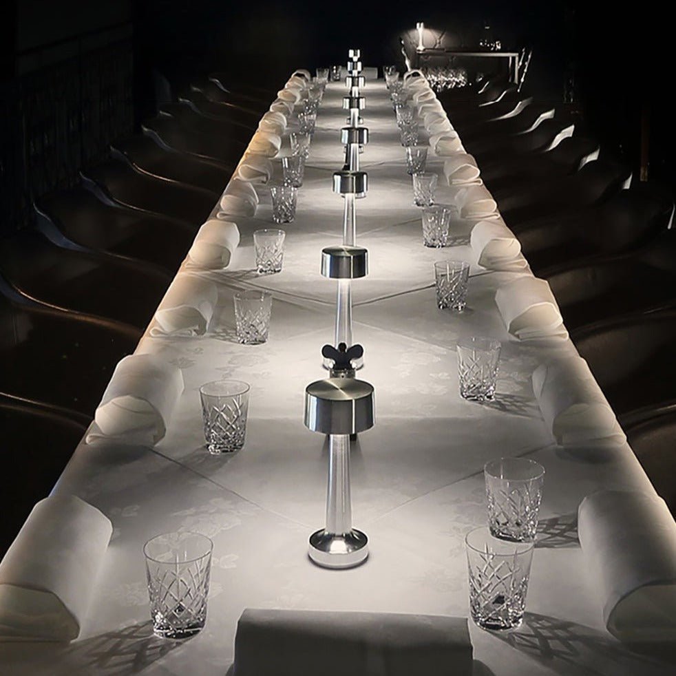 LED Bordslampa med metallmodern design Carvallo