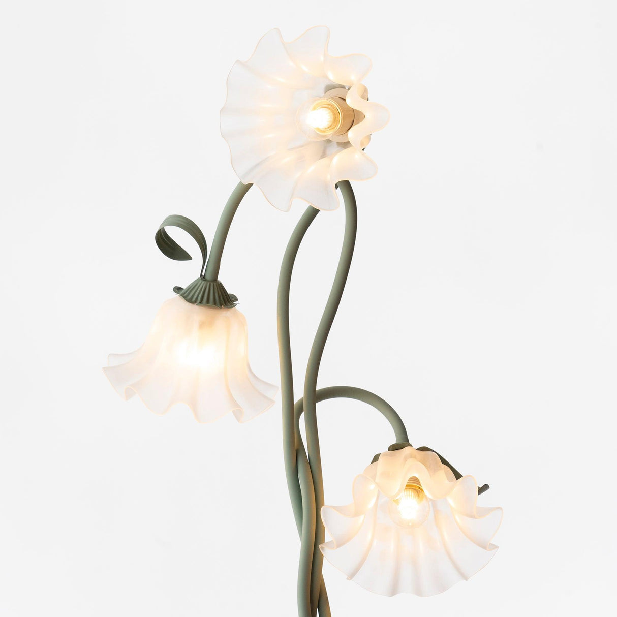 Golvlampa med blommig glaslampa design Carvallo