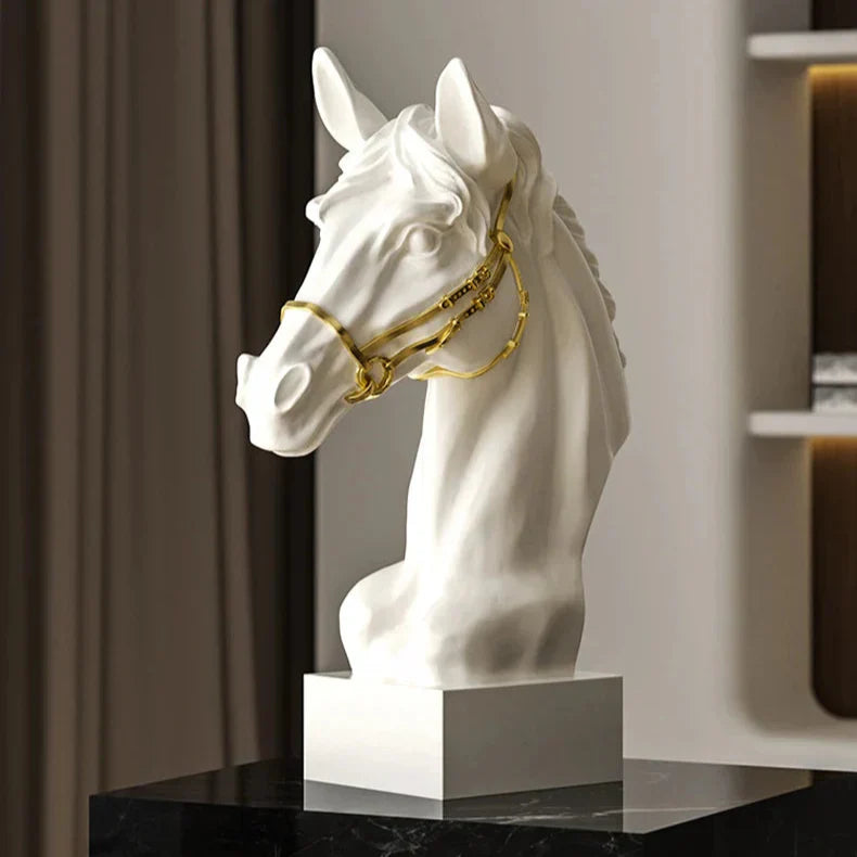 Elegant Regal Horse Sculpture för Heminredning och Konstälskare Carvallo
