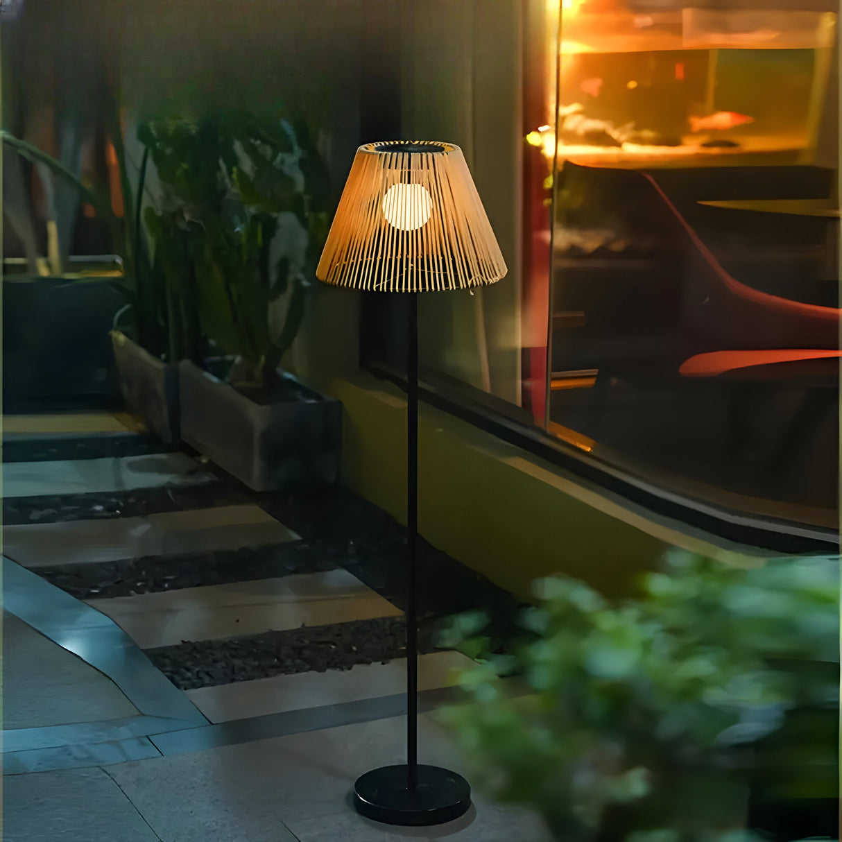 Carvallo - Solcellsdriven utomhus LED-golvlampa med varmt och mysigt ljus Carvallo