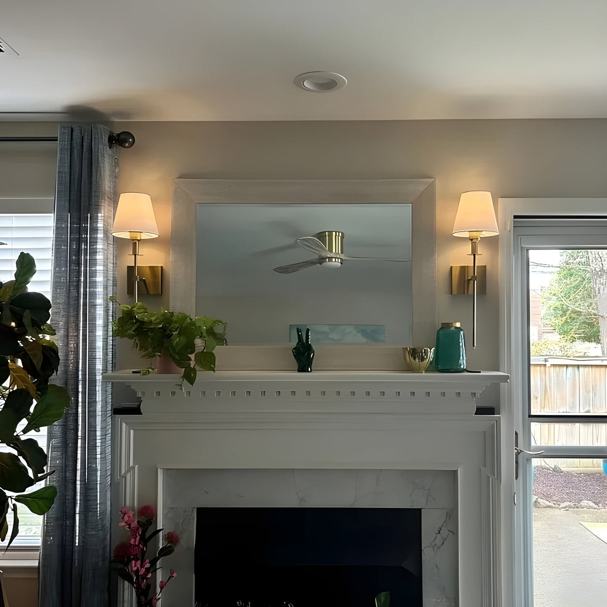 AuraShade Light - Uppladdningsbar Ameran LED-vägglampa Carvallo