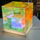 LumiSky - Drömmande Stjärnhimmel Bordslampa med Justerbart Ljus och Geometrisk Design Carvallo