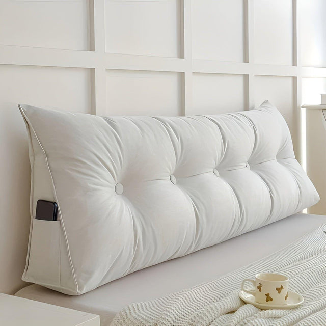 PlushTriangle Kudde – Andas Linne Triangulär Ryggkudde Carvallo